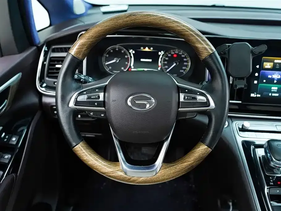GAC Motor Trumpchi M8 — фото 8