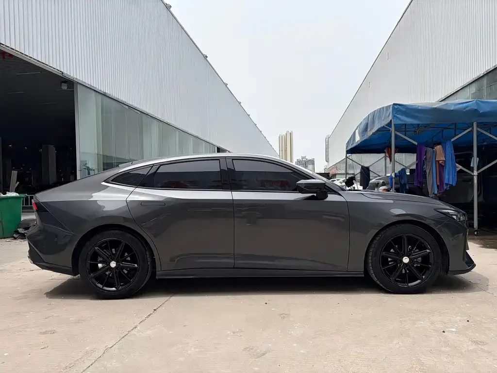 Changan UNI-V 2023 из CN, фото 2