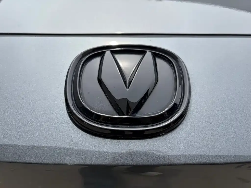 Changan UNI-V 2023 из CN, фото 4