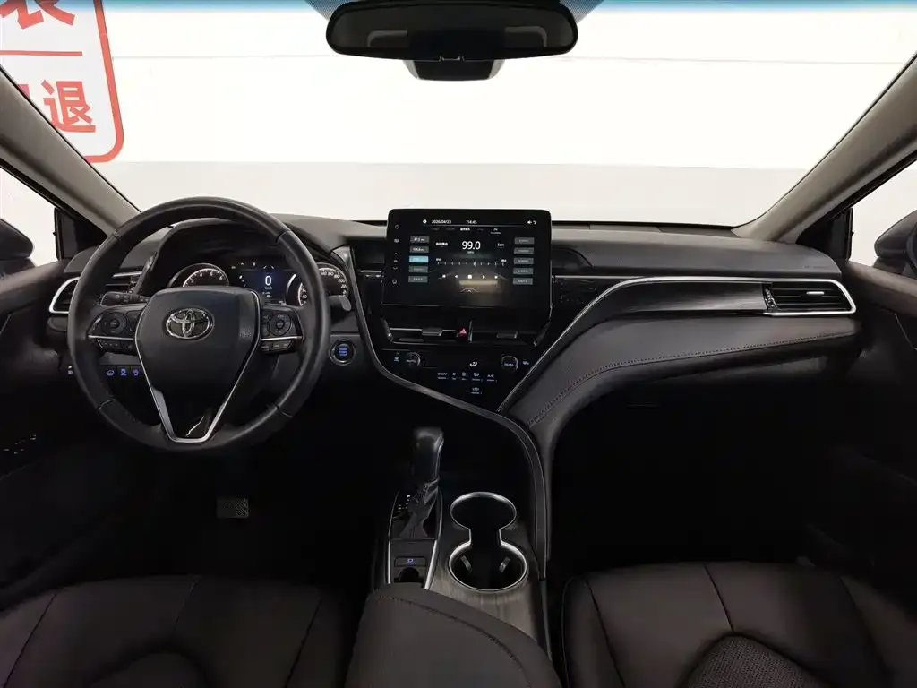 Toyota Camry 2023 из CN, фото 7