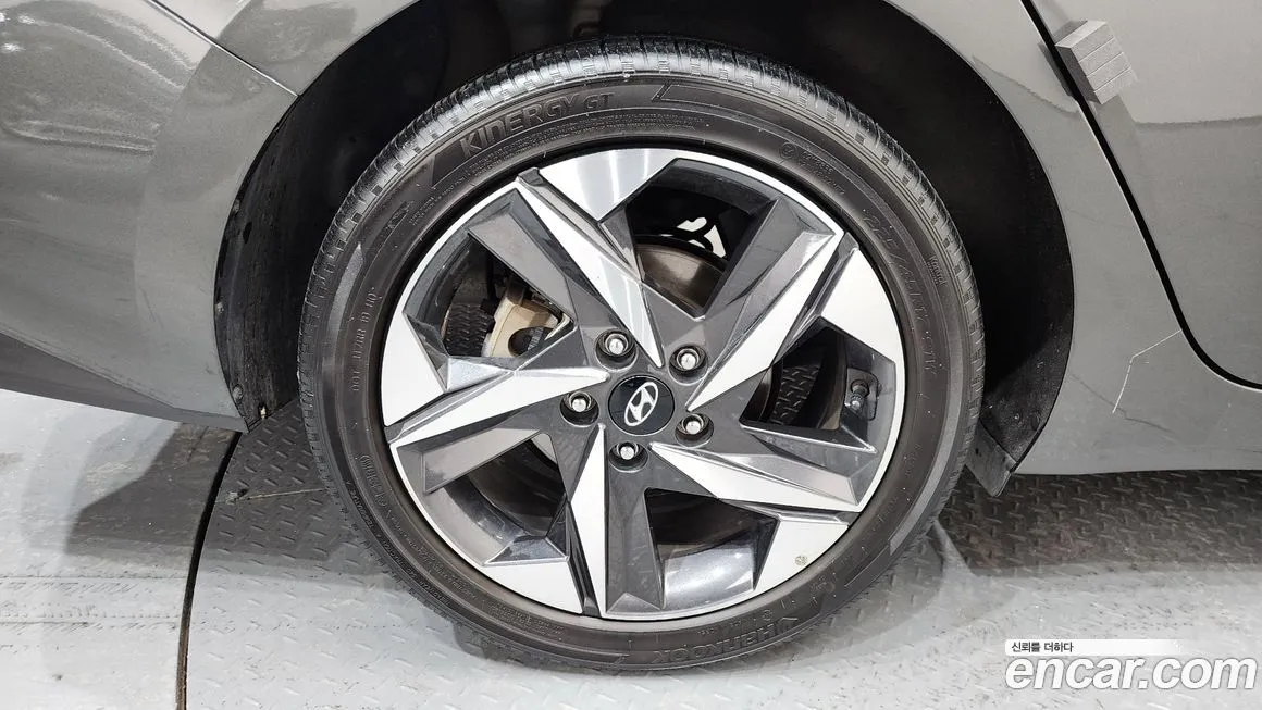 Hyundai AVANTE — фото 7