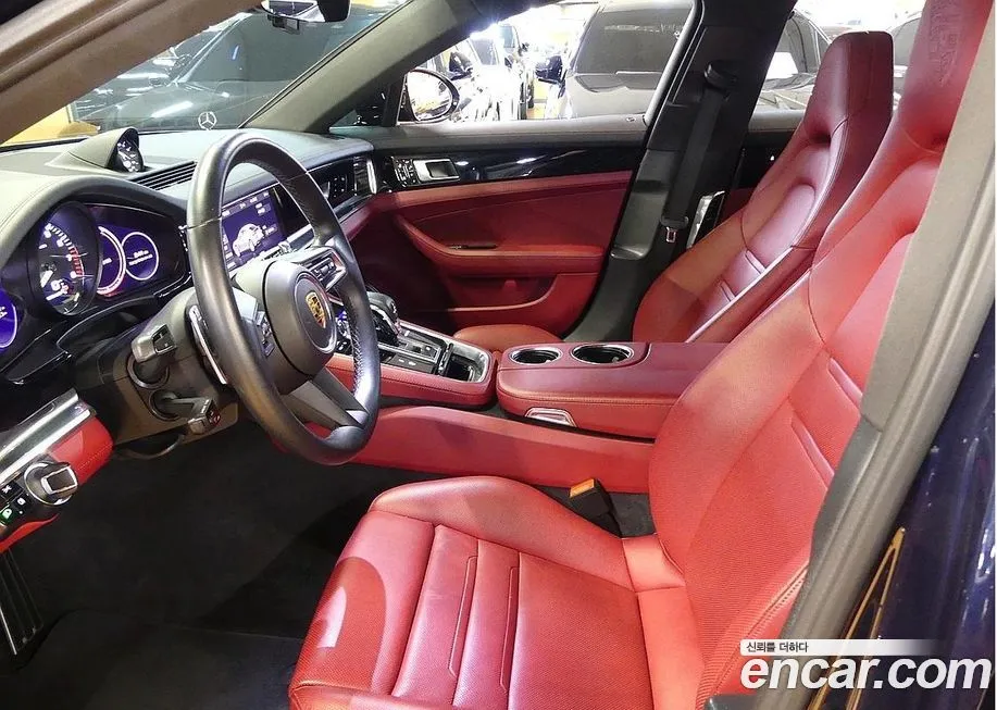 Porsche Panamera 2021 из KR, фото 2