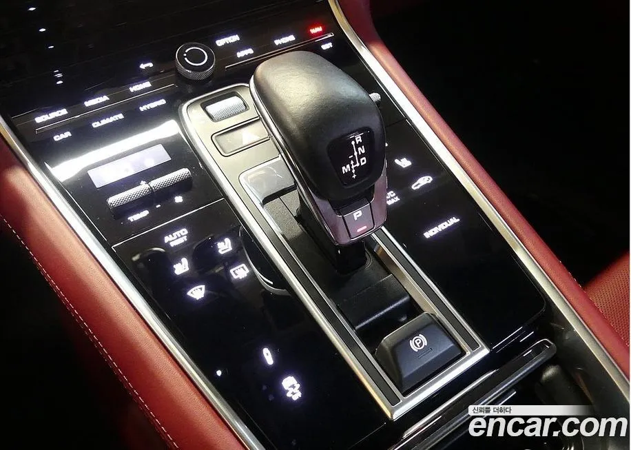 Porsche Panamera 2021 из KR, фото 10