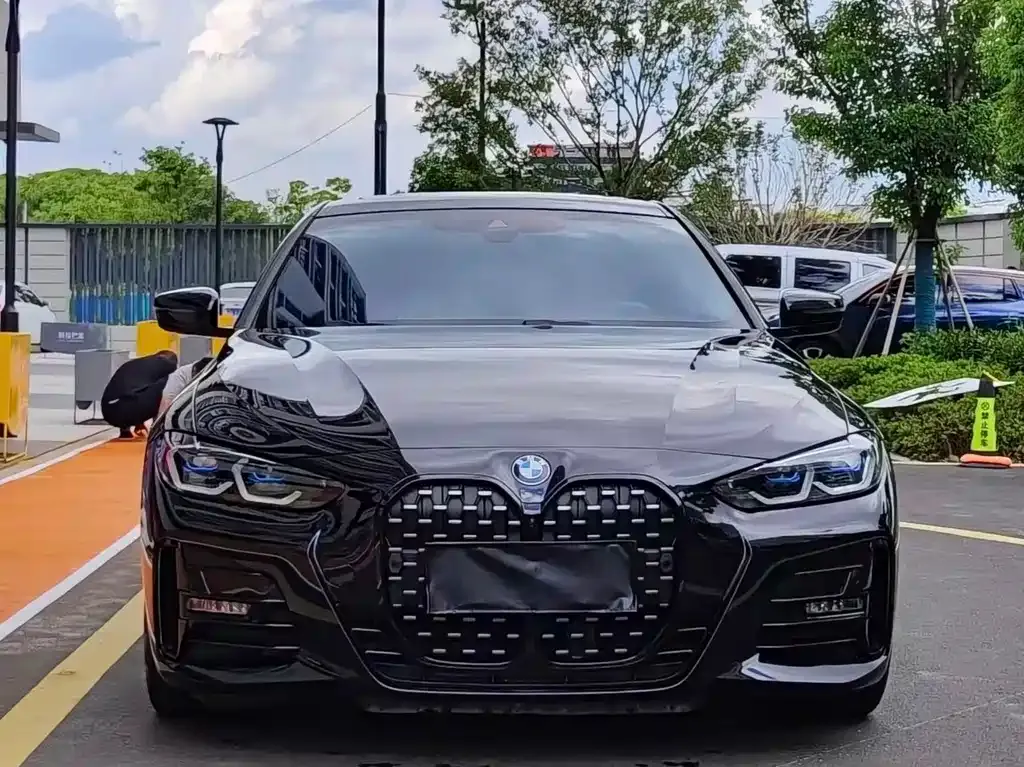 BMW 4 Series 2023 из CN, фото 7