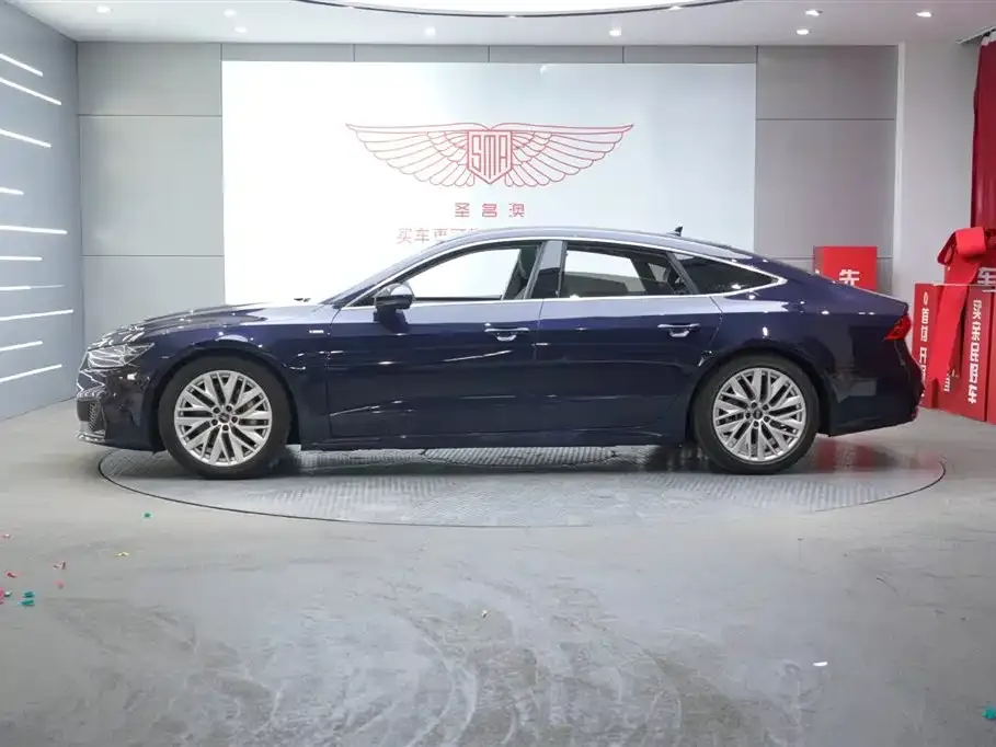 Audi A7 2021 из CN, фото 6