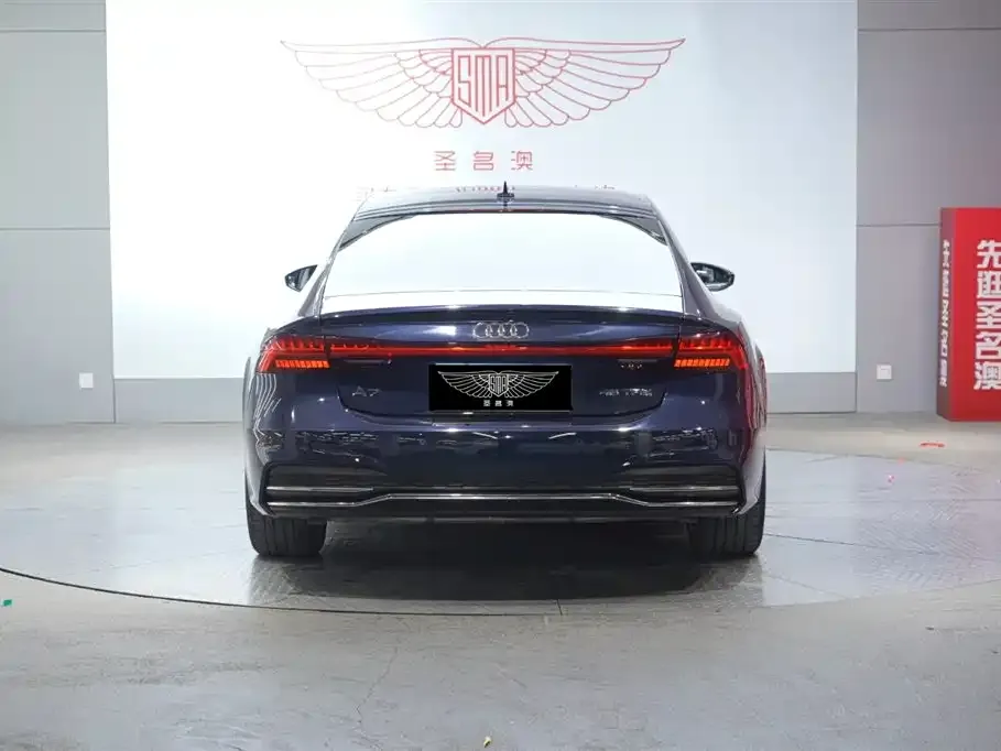 Audi A7 2021 из CN, фото 4