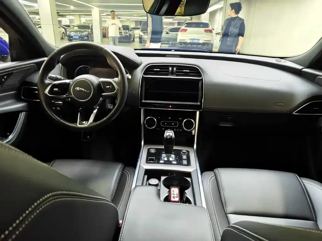 Jaguar XEL 2021 из CN, фото 2
