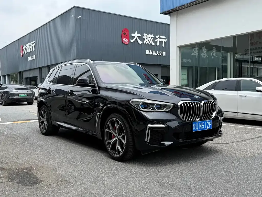 BMW X5 — фото 10