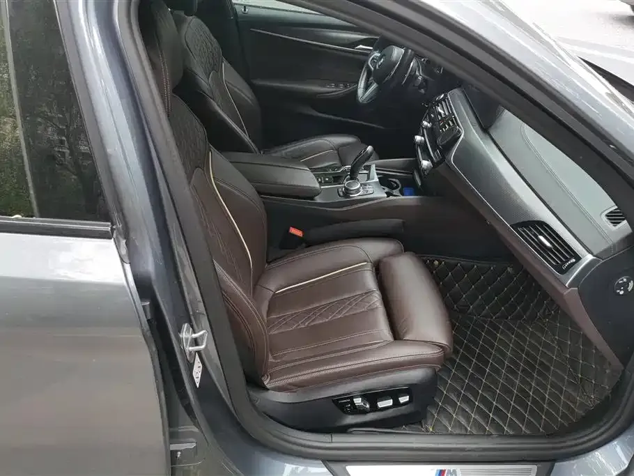 BMW 5 Series (Import) 2022 из CN, фото 4