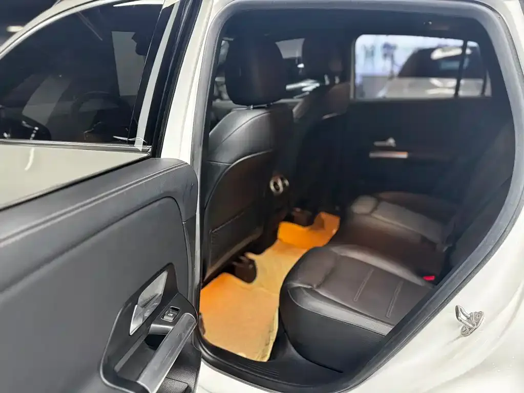 Mercedes-Benz GLA 2021 из CN, фото 2