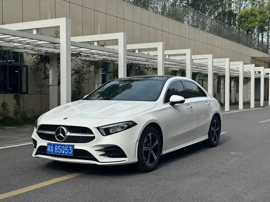 Mercedes-Benz A-Class — фото 1