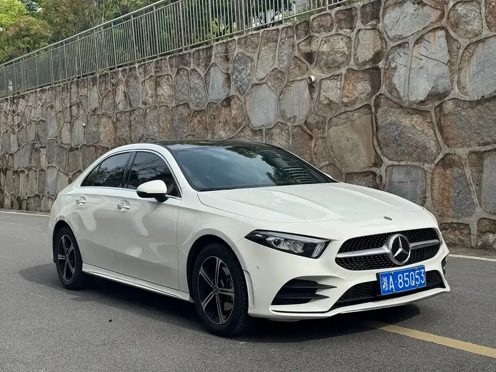 Mercedes-Benz A-Class — фото 6