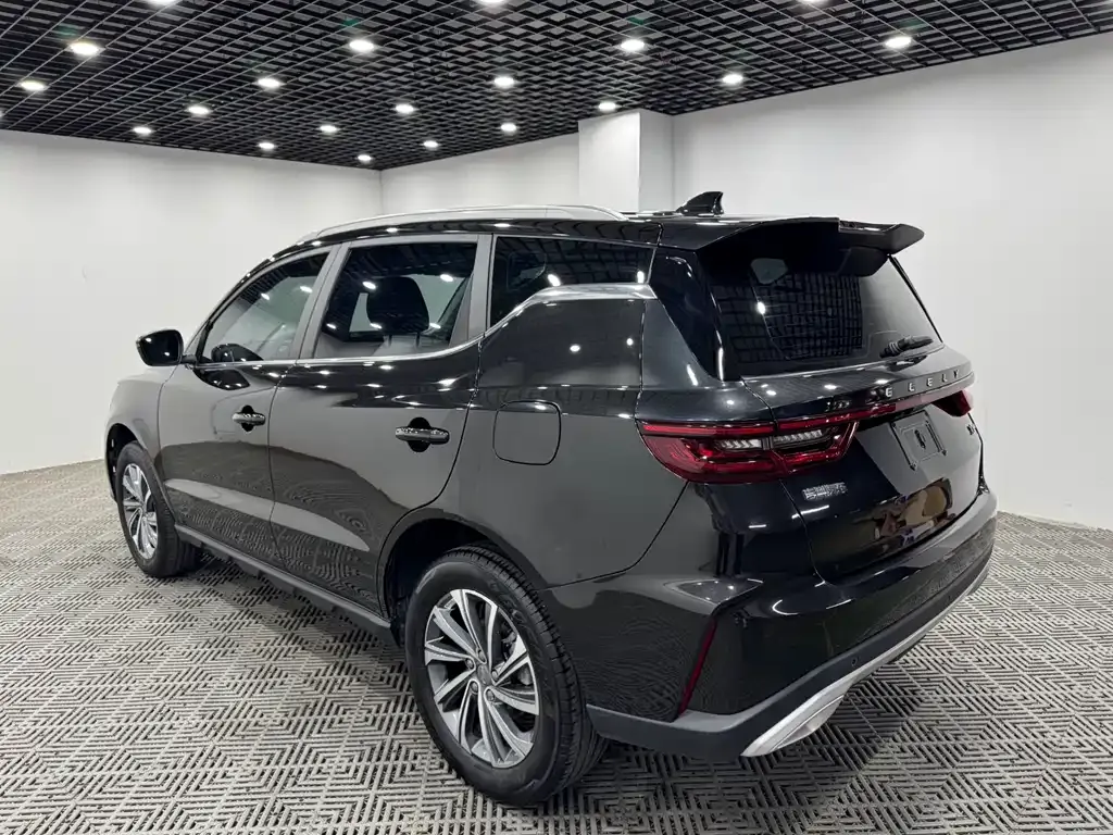 Geely Vision X6 — фото 9