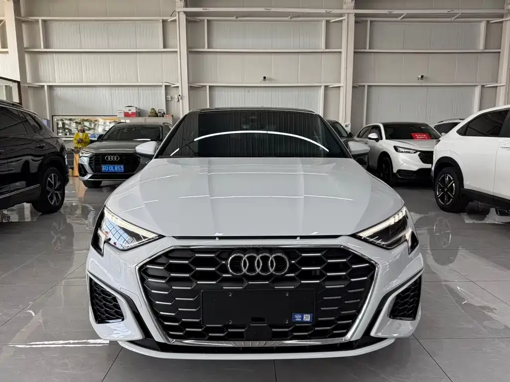 Audi A3 — фото 3