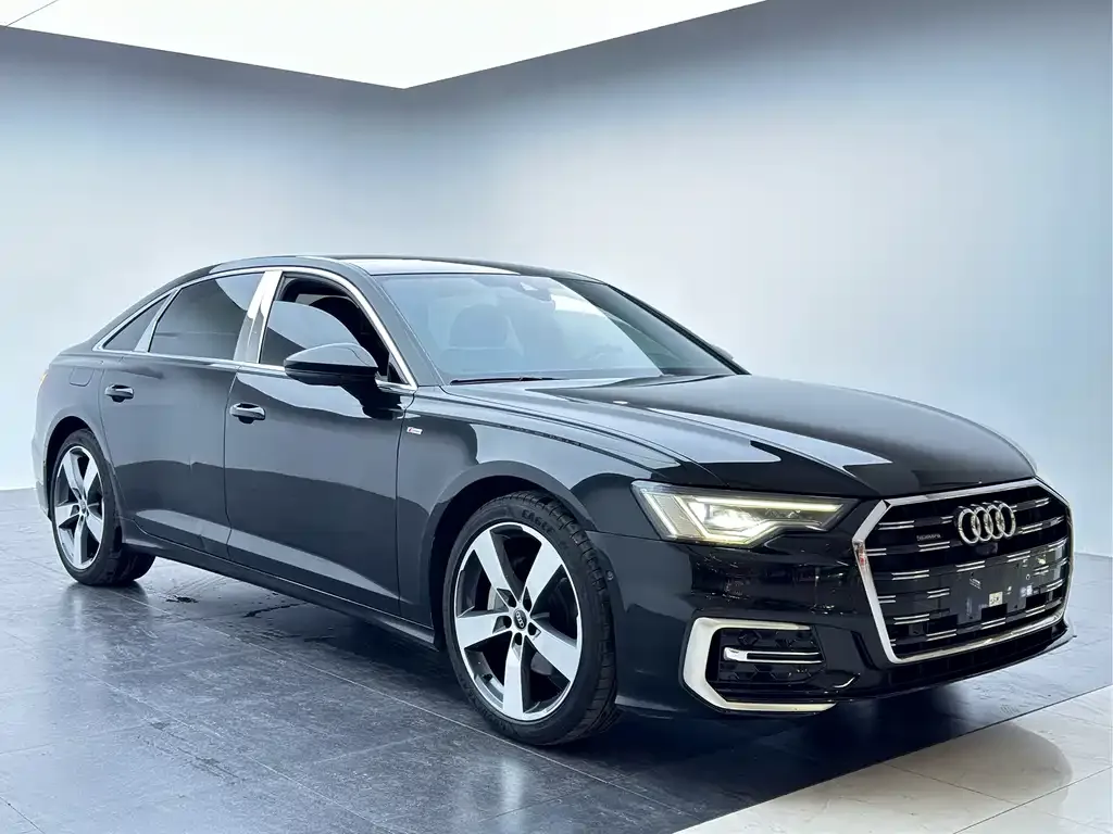 Audi A6L — фото 2