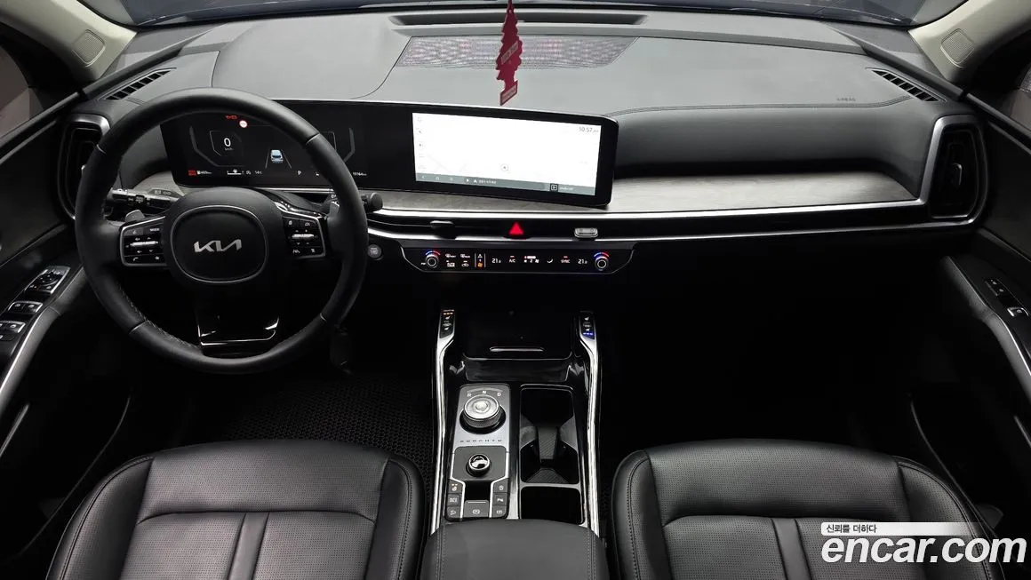 Kia Sorento — фото 10