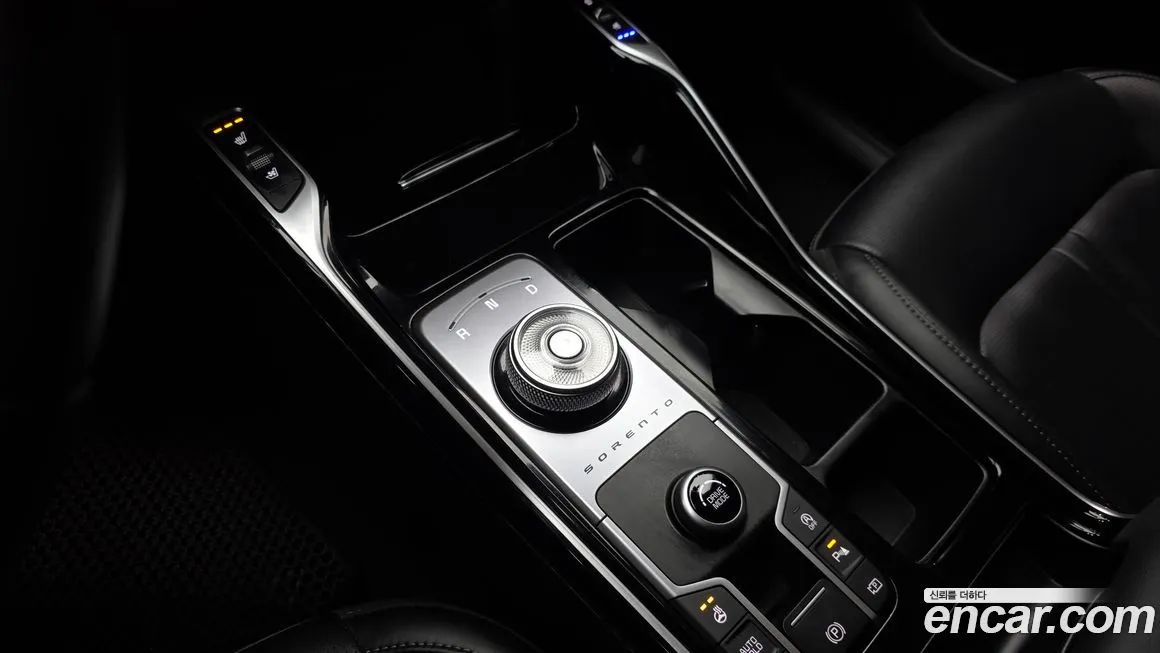 Kia Sorento — фото 6