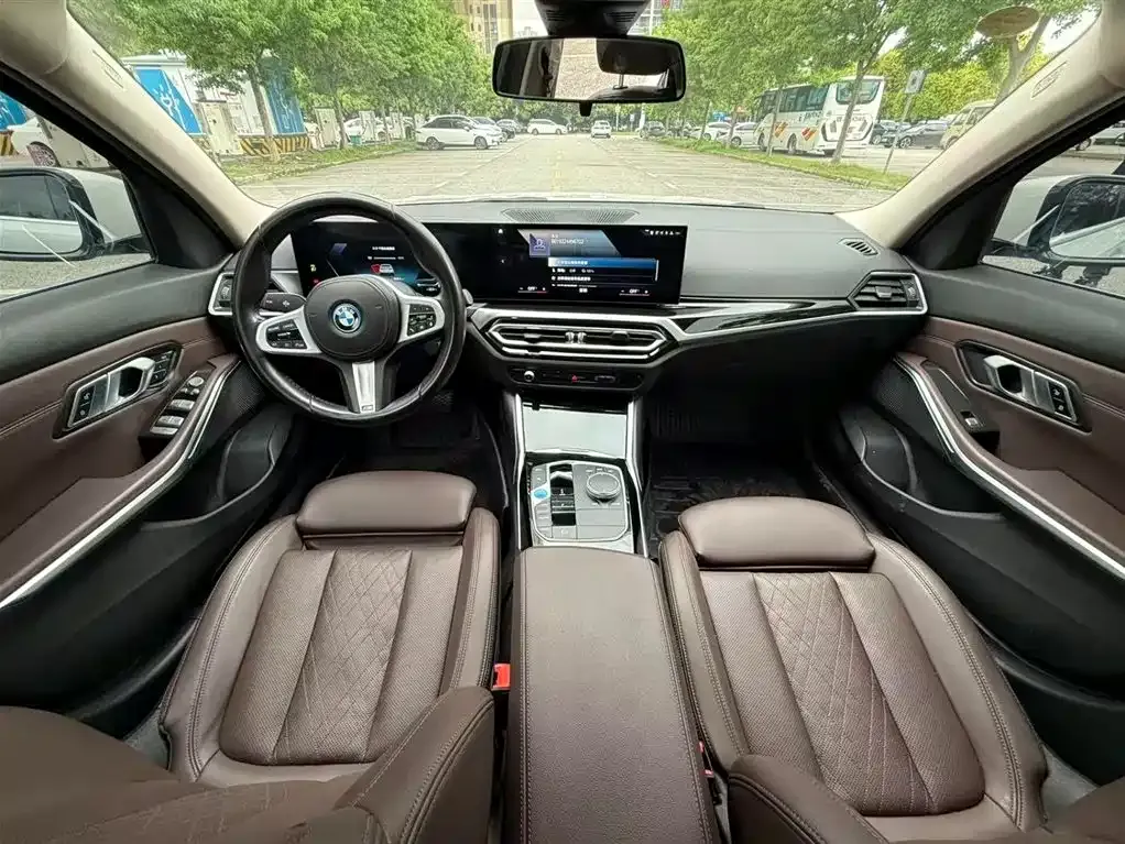 BMW i3 — фото 5