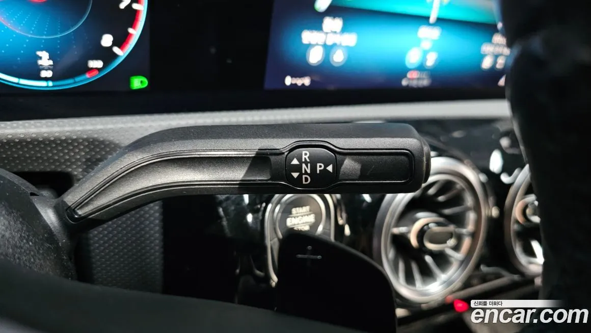 Mercedes-Benz A-Class 2023 из KR, фото 10
