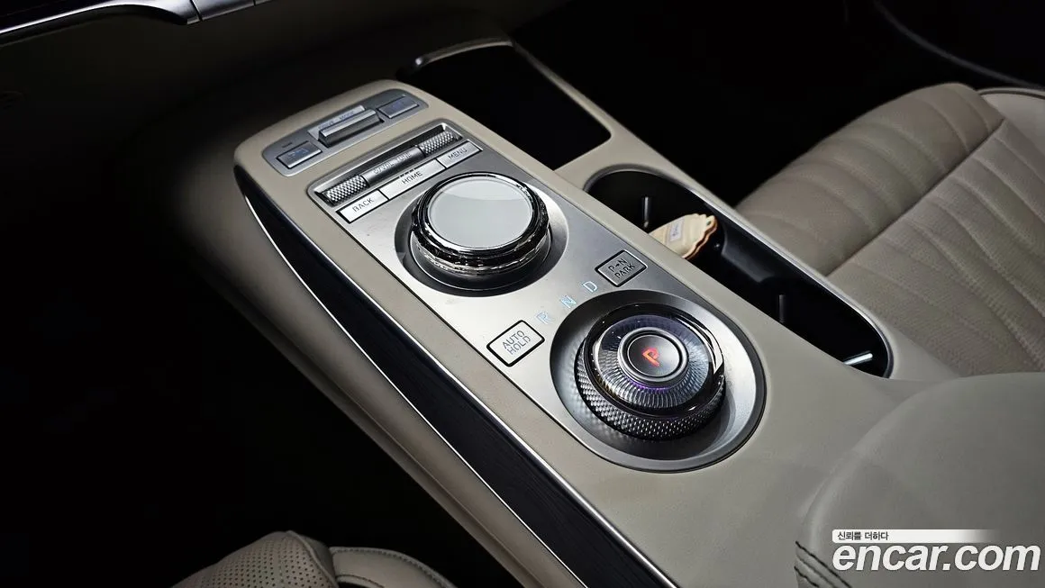 Genesis GV70 — фото 4