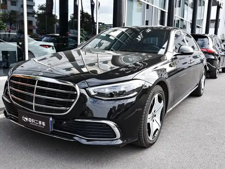 Mercedes-Benz S-Class — фото 1