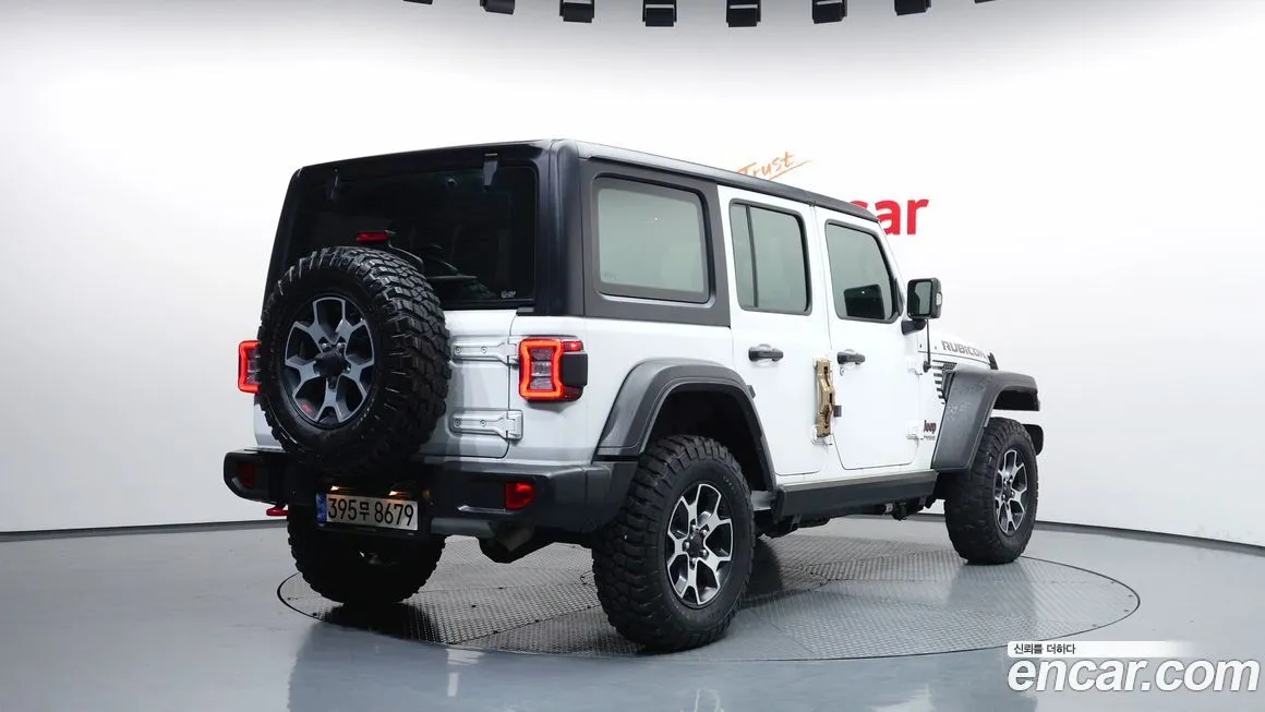 Jeep Wrangler — фото 3