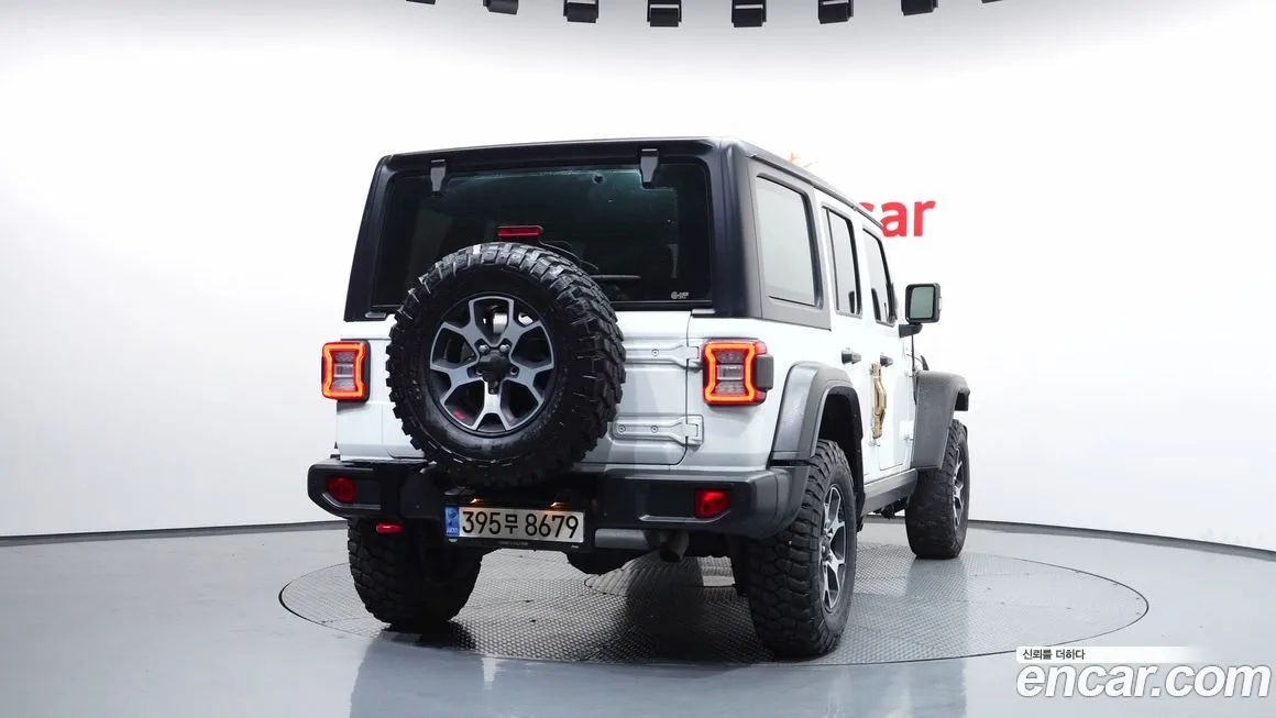 Jeep Wrangler — фото 5