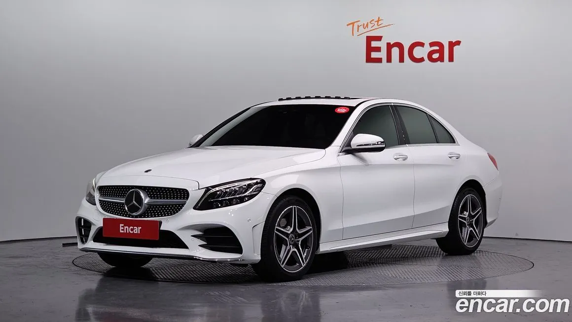 Mercedes-Benz C-Class — фото 1
