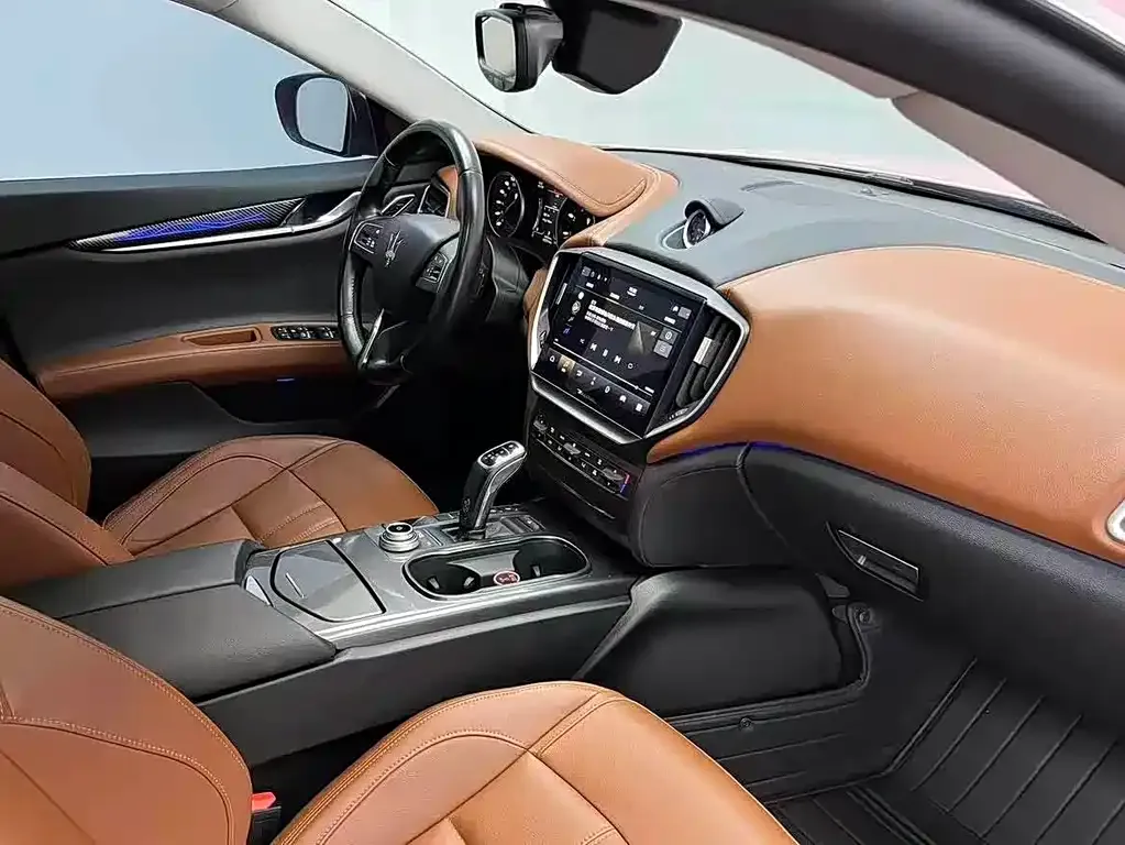 Maserati Ghibli — фото 7