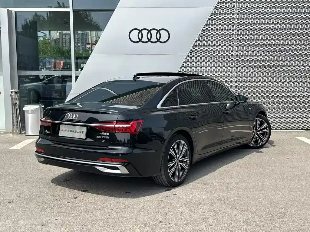 Audi A6L 2024 из CN, фото 9