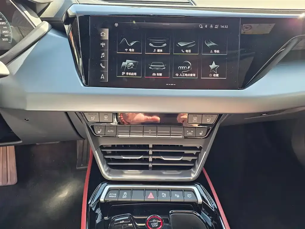 Audi e-tron GT 2024 из CN, фото 4