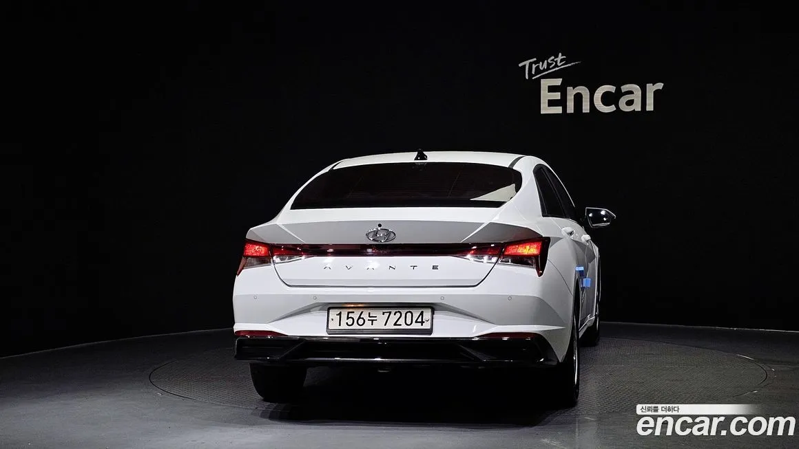 Hyundai AVANTE 2021 из KR, фото 2