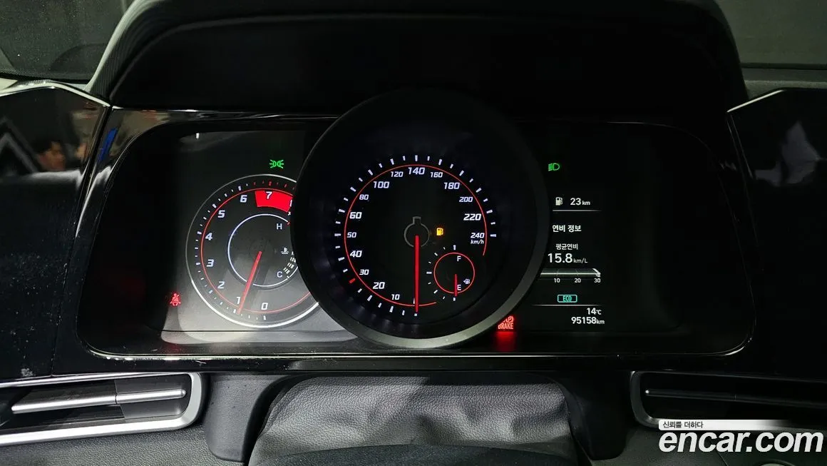 Hyundai AVANTE 2021 из KR, фото 3