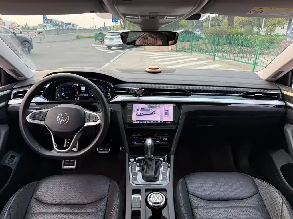 Volkswagen CC 2024 из CN, фото 6
