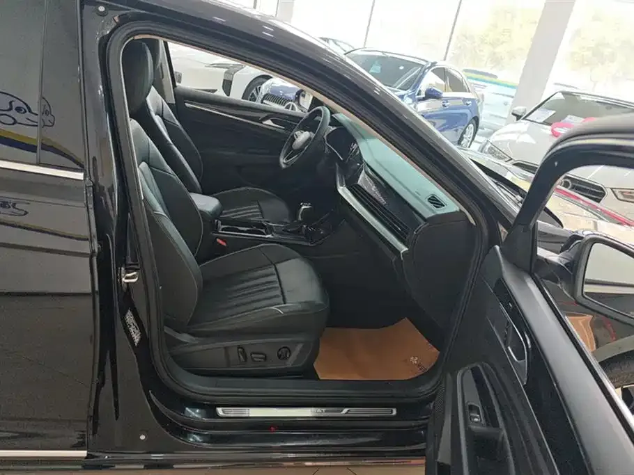 Volkswagen Passat — фото 4