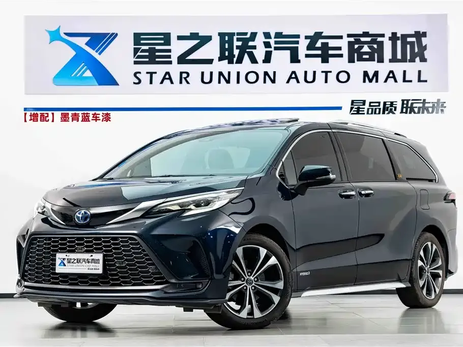 Toyota Granvia — фото 1