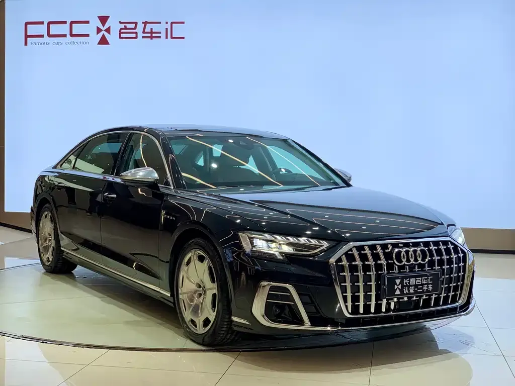 Audi A8 — фото 4