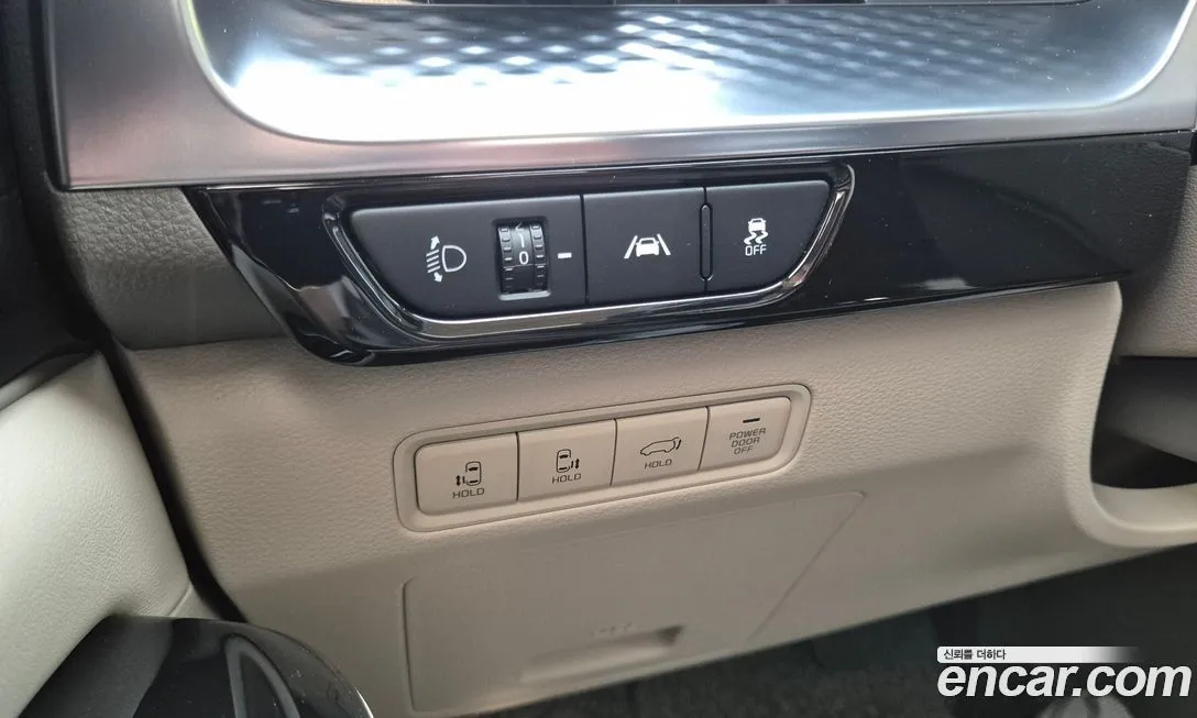 Kia Carnival — фото 8