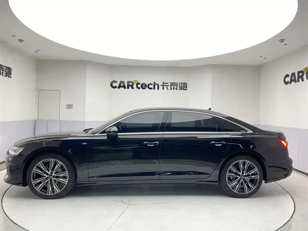 Audi A6L — фото 6