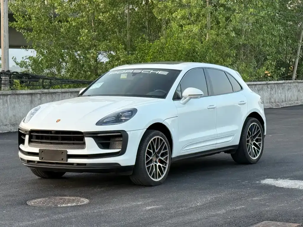 Porsche Macan — фото 1