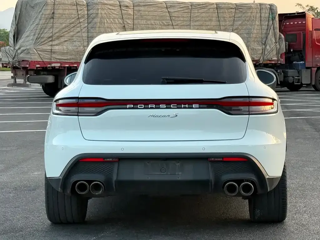 Porsche Macan — фото 5