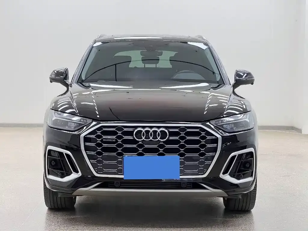 Audi Q5L — фото 2