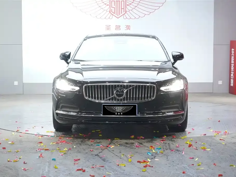 Volvo S90 — фото 4