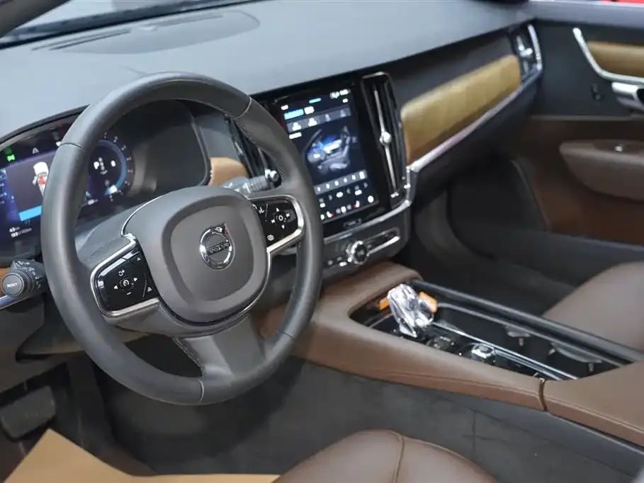 Volvo S90 — фото 8