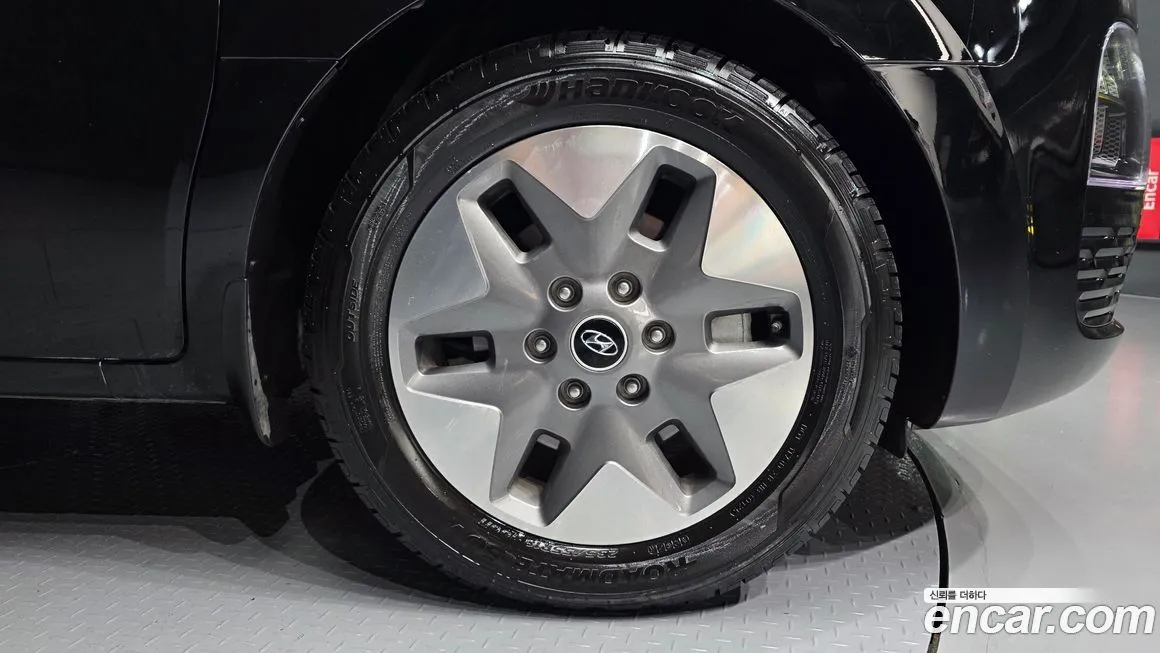 Hyundai Staria — фото 4