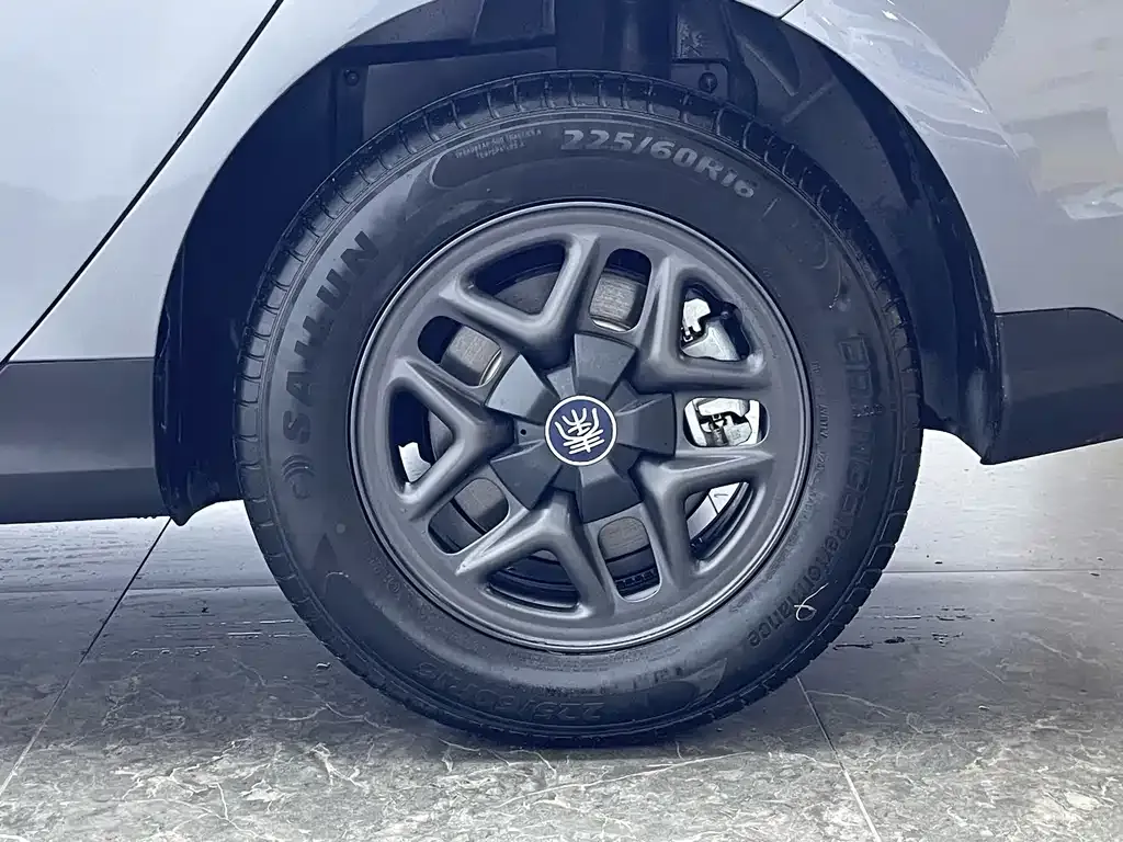 BYD Qin PLUS — фото 9