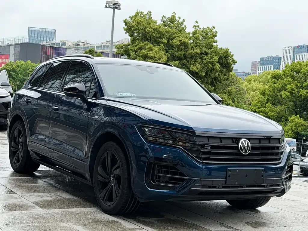 Volkswagen Touareg — фото 3