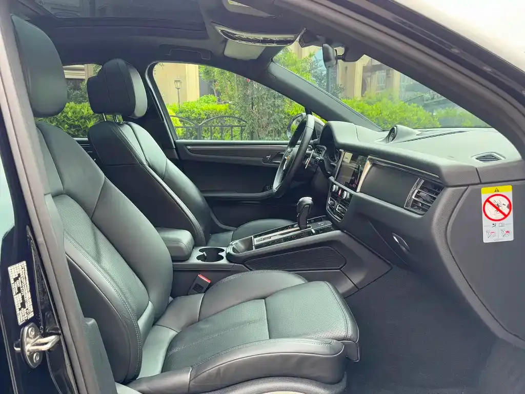 Porsche Macan 2022 из CN, фото 6