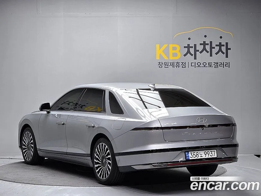 Hyundai Grandeur — фото 10