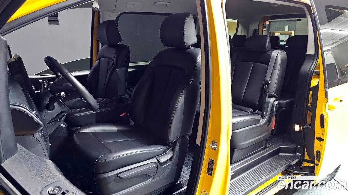 Hyundai Staria 2023 из KR, фото 9